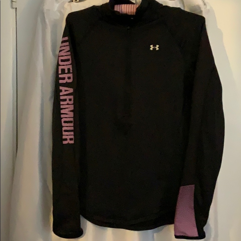 Junior Barely used sport pullover cold gear